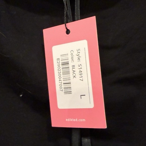 Edikted Off The Shoulder Bell Sleeve Lace Ribbon Trim Crop Top Black SZ L - Picture 8 of 8